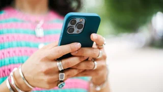 Whatsapp & SMS – Wieso Junge lieber Mundart texten