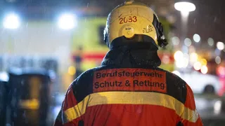 Brand in Uitikon-Waldegg – Feuerwerksdepot in Uitikon-Waldegg brennt ab