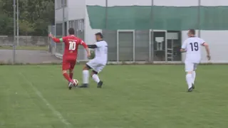 Politiker auf dem Rasen – FC Nationalrat gewinnt – und sendet eine Botschaft an die Nati
