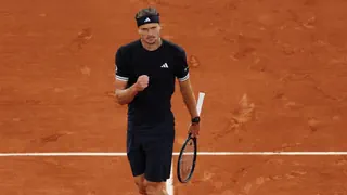 Paris: Viertelfinals Männer – Zverev schlägt Jungspund Jodar – nun gegen Mensik