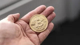 Finanzdienstleister – Umfrage: Fast ein Fünftel aller Schweizer hält Kryptoanlagen