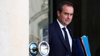 Drogenkontrollen in Frankreich – Erste Kündigungen nach Drogentests in Pariser Ministerien