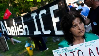 Nach zwei Todesfällen – ICE will Grossteil der Fahrzeugkontrollen einstellen